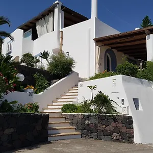 Holiday home Vacanze Marina Longo