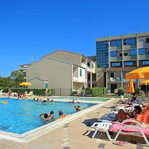 villaggio-luna-due.hotelinveneto.com/
