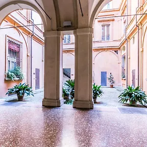 Familybo Santo Stefano , Bologna Italy
